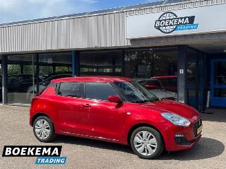 Vaurioauto  passenger cars Suzuki Swift 1.2 Select Smart Hybrid Navigatie Airco Cruise Stoelverw. 2020/7