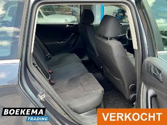 Volkswagen Passat Variant 1.9 TDI Comfortline BlueMotion Climate Cruise PDC picture 13