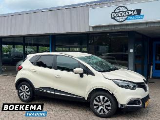 Avarii autoturisme Renault Captur 0.9 TCe Expression Keyless Airco Cruise Trekh. 2014/5