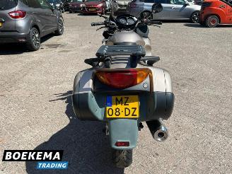 Honda NT 650 Deauville picture 13