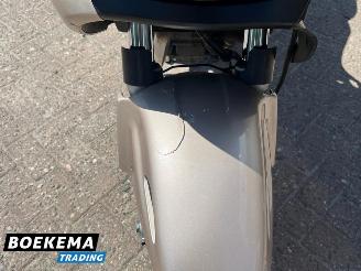 Honda NT 650 Deauville picture 8