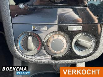 Opel Corsa 1.4 16V '111' Edition Airco 5-Deurs Cruise Trekhaak picture 21