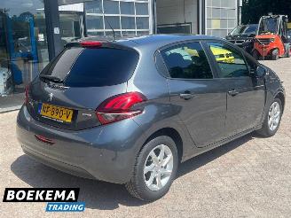 Peugeot 208 1.2 PureTech Allure Navigatie Airco Cruise PDC picture 2
