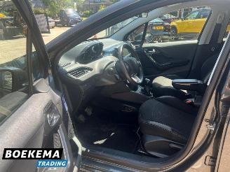 Peugeot 208 1.2 PureTech Allure Navigatie Airco Cruise PDC picture 13