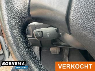 BMW 3-serie 320i Aut. Facelift Navi Leder Clima Cruise Business Line Style picture 20