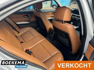 BMW 3-serie 320i Aut. Facelift Navi Leder Clima Cruise Business Line Style picture 17