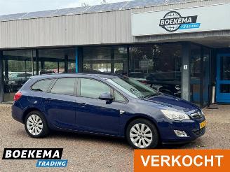 uszkodzony samochody osobowe Opel Astra Sports Tourer 1.4 Turbo 140PK Sport Winter Pakket Clima Cruise 2012/8