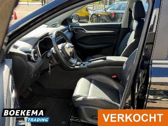 MG ZS EV Long Range Luxury 70 kWh Panorama Navigatie Camera Keyless picture 14