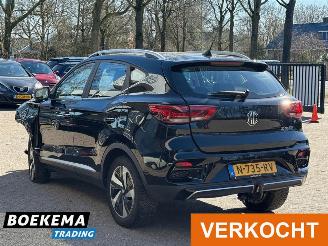 MG ZS EV Long Range Luxury 70 kWh Panorama Navigatie Camera Keyless picture 3
