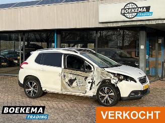 Voiture accidenté Peugeot 2008 1.6 e-HDi Executive Pano Navi Leder SHZ 2013/11