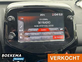 Citroën C1 1.0 VTi Shine Navigatie Airco Camera picture 28