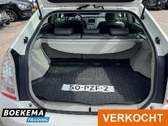 Toyota Prius 1.8 Executive Navigatie Camera Cruise Clima picture 18