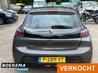 Peugeot 208 1.2 PureTech Active Navigatie Climate Cruise picture 14