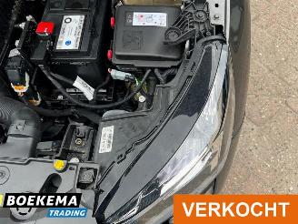 Peugeot 208 1.2 PureTech Active Navigatie Climate Cruise picture 11
