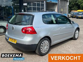 Volkswagen Golf 1.6 Optive 4 Airco Cruise 3-Drs picture 2