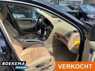 Volvo Xc-70 2.5 T Summum Aut Leder Climate Cruise Stoelverw. picture 18