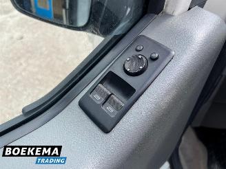 Volkswagen Westfalia  2.5TDI Automaat Zonnepaneel Airco Stoelverwarming Fietsendrager Captain picture 41