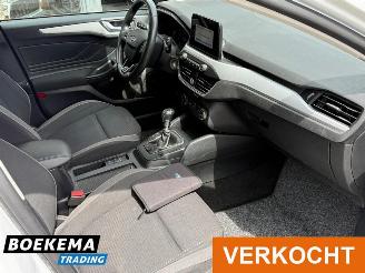 Ford Focus Wagon 1.0 EcoBoost Trend Edition Business Navigatie Climate Cruise PDC picture 20