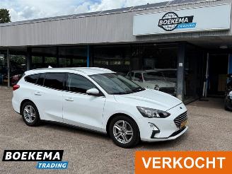Voiture accidenté Ford Focus Wagon 1.0 EcoBoost Trend Edition Business Navigatie Climate Cruise PDC 2019/9