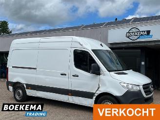 damaged commercial vehicles Mercedes Sprinter 314 2.2 CDI L2-H2 Automaat Camera Climate Keyless 2019/10