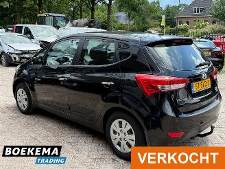 Hyundai Ix20 1.6i i-Motion 125PK Airco 6-Hand picture 3