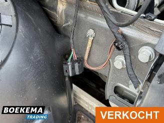 Mercedes A-klasse 180 Business Sol AMG Automaat Navigatie Climate Cruise NAP! picture 11