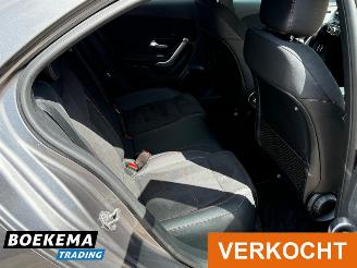 Mercedes A-klasse 180 Business Sol AMG Automaat Navigatie Climate Cruise NAP! picture 19