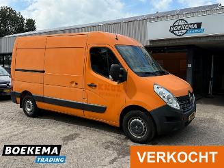 Vaurioauto  commercial vehicles Renault Master T35 2.3 dCi 145PK L2-H2 Energy Airco Cruise Schuifdeur 2017/9