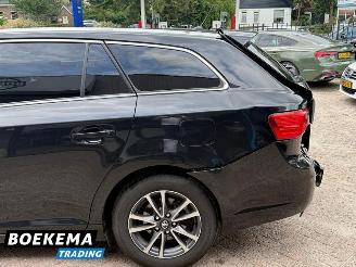 Toyota Avensis wagon 1.8 VVTi Business Navigatie Harman Kardon Camera PDC Cruise picture 5