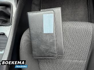 Toyota Avensis wagon 1.8 VVTi Business Navigatie Harman Kardon Camera PDC Cruise picture 18