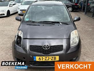 Toyota Yaris 1.3 VVTi Sol MMT Automaat Leer Airco picture 5