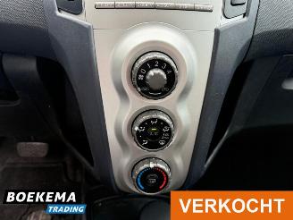Toyota Yaris 1.3 VVTi Sol MMT Automaat Leer Airco picture 25