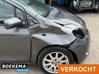 Toyota Yaris 1.3 VVTi Sol MMT Automaat Leer Airco picture 7