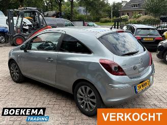 Opel Corsa 1.2-16V '111' Edition Automaat Airco Cruise picture 3