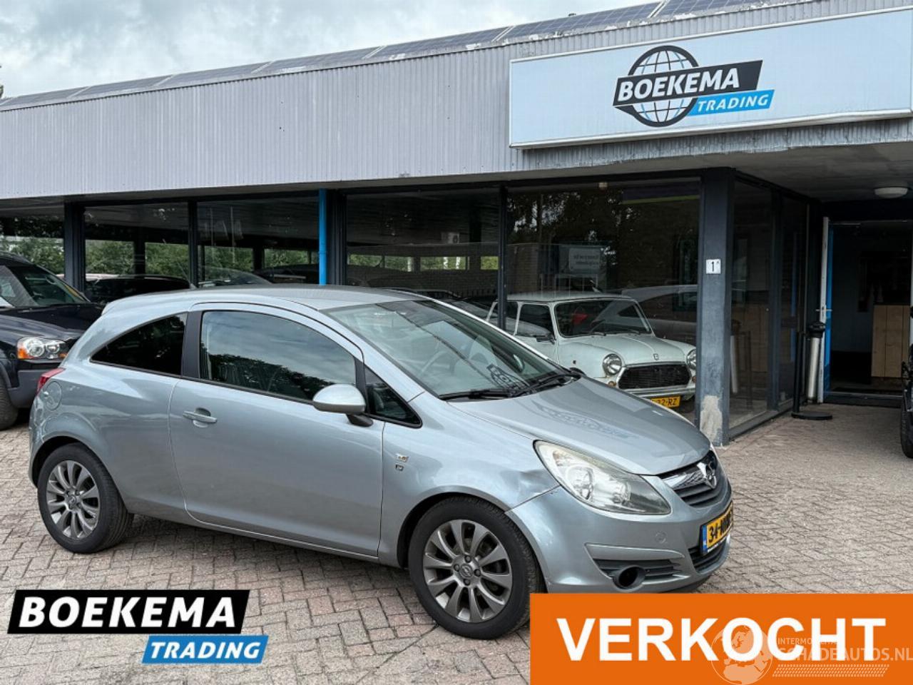 Opel Corsa 1.2-16V '111' Edition Automaat Airco Cruise