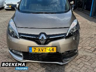Renault Scenic 1.2 TCe 131PK Limited Navigatie Climate 6-Hand picture 5