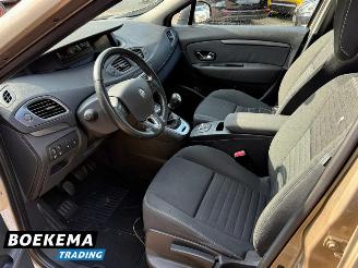 Renault Scenic 1.2 TCe 131PK Limited Navigatie Climate 6-Hand picture 12