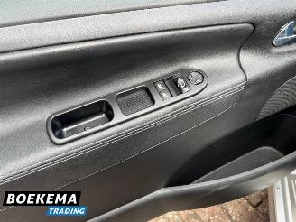 Peugeot 207 1.6-16V T 150PK Féline Leder Glazen dak Climate Cruise PDC Trekh. picture 15