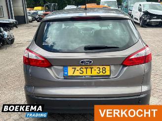 Ford Focus Wagon 1.6 TI-VCT Automaat Climate Stoelverwarming PDC picture 12
