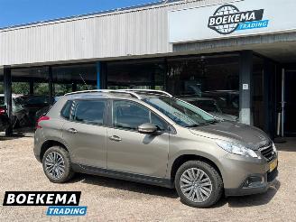 Unfallwagen Peugeot 2008 1.2 PureTech Automaat Glazen dak Navi Airco Cruise 2016/3