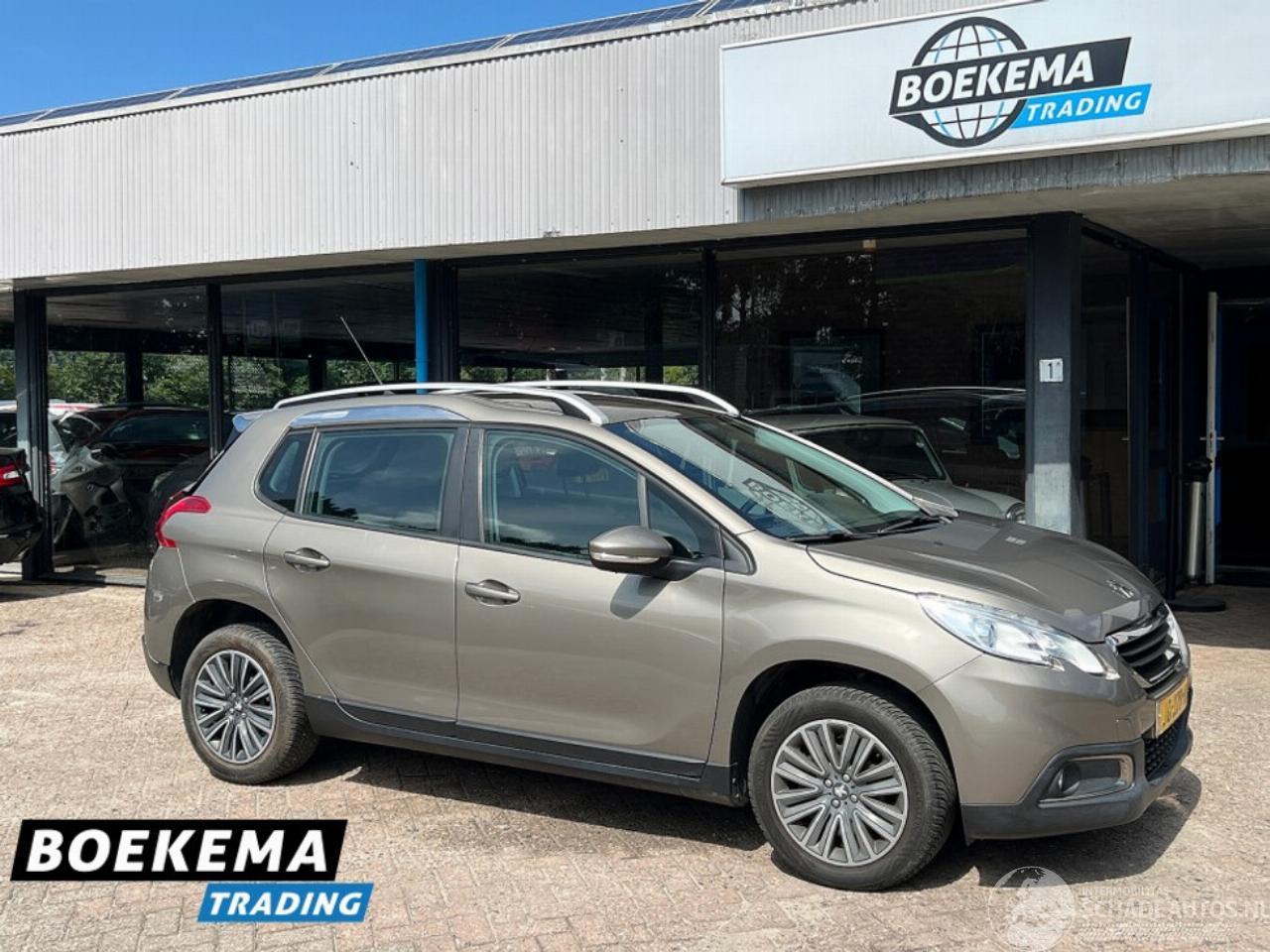 Peugeot 2008 1.2 PureTech Automaat Glazen dak Navi Airco Cruise