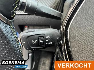 Peugeot 208 1.2 PureTech GT Pack Keyless Led Navi Climate Camera Stoelverw. PDC picture 21