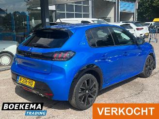 Peugeot 208 1.2 PureTech GT Pack Keyless Led Navi Climate Camera Stoelverw. PDC picture 2