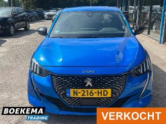Peugeot 208 1.2 PureTech GT Pack Keyless Led Navi Climate Camera Stoelverw. PDC picture 5