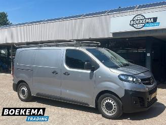 Schade bestelwagen Opel Vivaro 1.5 CDTI L2H1 Selection Navigatie Airco Cruise Camera Trekh. 2023/5