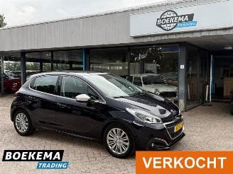Auto incidentate Peugeot 208 1.6 BlueHDi Blue Lease Executive Panorama Camera Navigatie 2015/8
