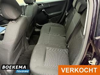 Peugeot 208 1.6 BlueHDi Blue Lease Executive Panorama Camera Navigatie picture 13