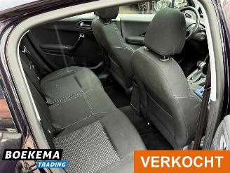 Peugeot 208 1.6 BlueHDi Blue Lease Executive Panorama Camera Navigatie picture 15