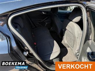 Ford Focus 1.0 EcoBoost ST-Line Titanium Stoel-Stuurverwarming Camera Navigatie picture 15