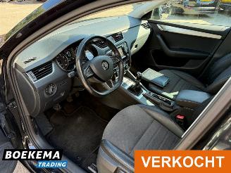 Skoda Octavia Combi 1.4 TSI Greentech Elegance Navigatie Stoelverw. Cruise Trekhaak picture 10